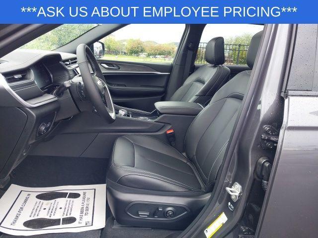 new 2025 Jeep Grand Cherokee L car, priced at $52,757