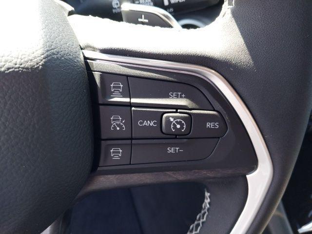 new 2025 Jeep Grand Cherokee car, priced at $45,935