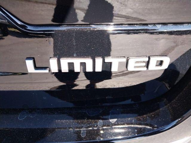 new 2025 Jeep Grand Cherokee car, priced at $45,935