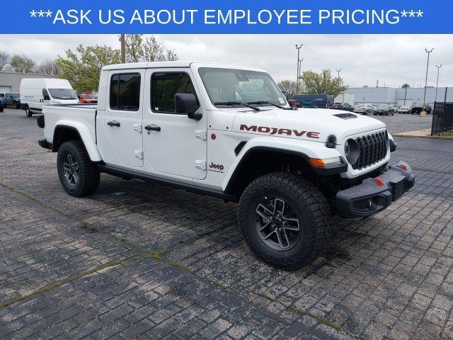 new 2025 Jeep Gladiator car, priced at $51,634