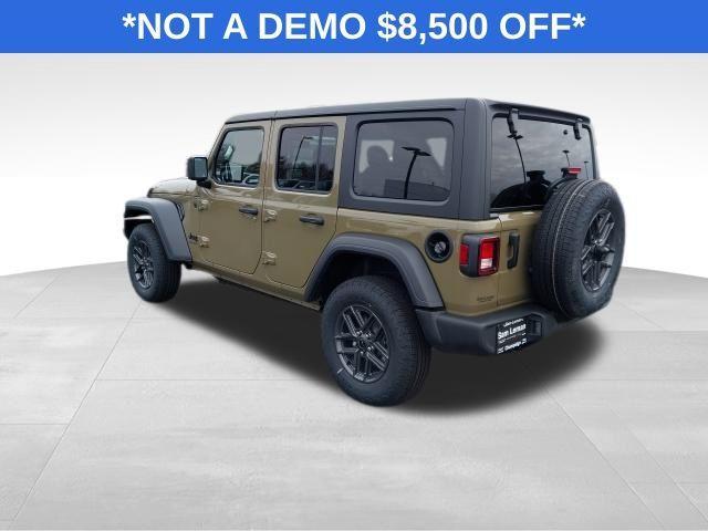 new 2025 Jeep Wrangler car, priced at $41,575