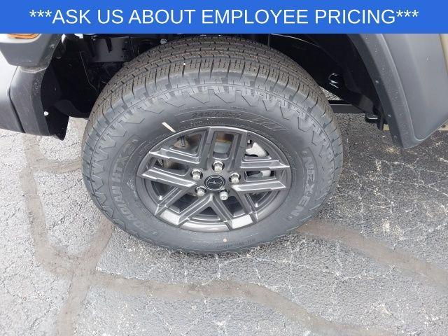 new 2025 Jeep Wrangler car, priced at $44,575