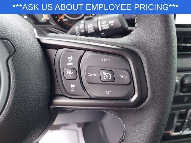 new 2025 Jeep Wrangler car, priced at $44,575