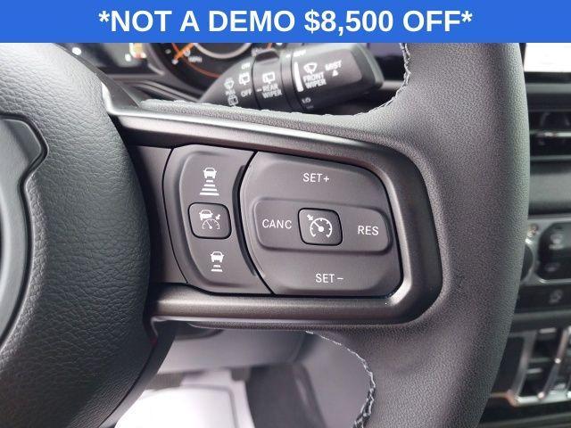new 2025 Jeep Wrangler car, priced at $41,575