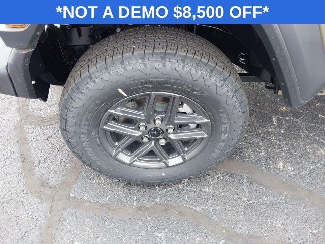 new 2025 Jeep Wrangler car, priced at $41,575