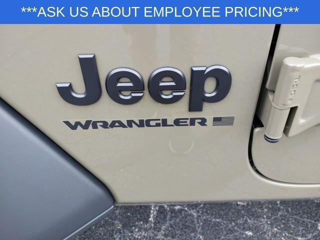 new 2025 Jeep Wrangler car, priced at $44,575