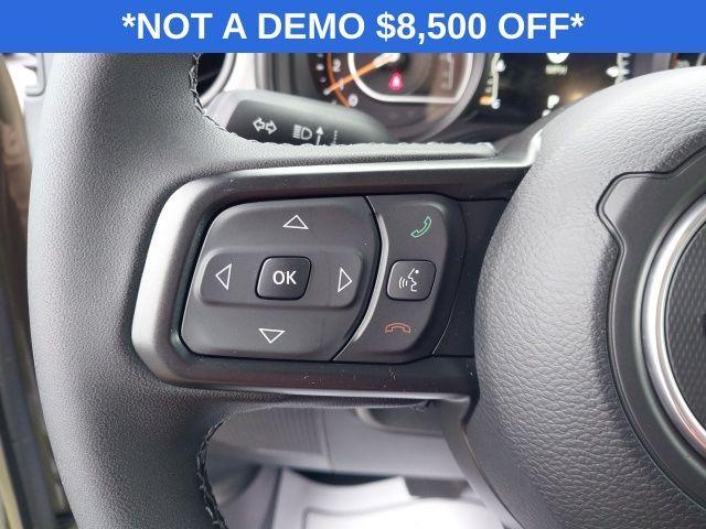new 2025 Jeep Wrangler car, priced at $41,575