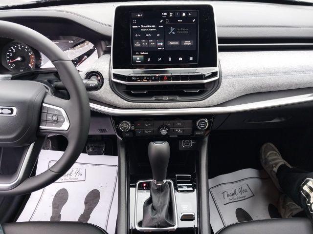 new 2025 Jeep Compass car, priced at $25,860