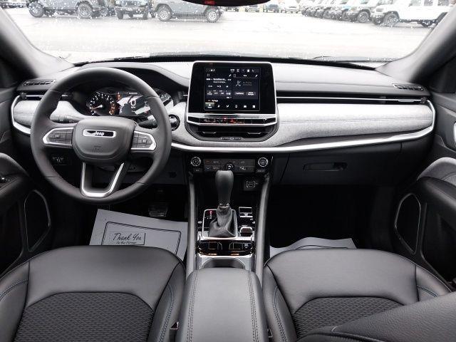 new 2025 Jeep Compass car, priced at $25,860