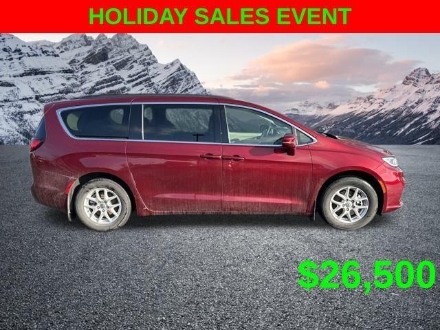 used 2022 Chrysler Pacifica car, priced at $26,500