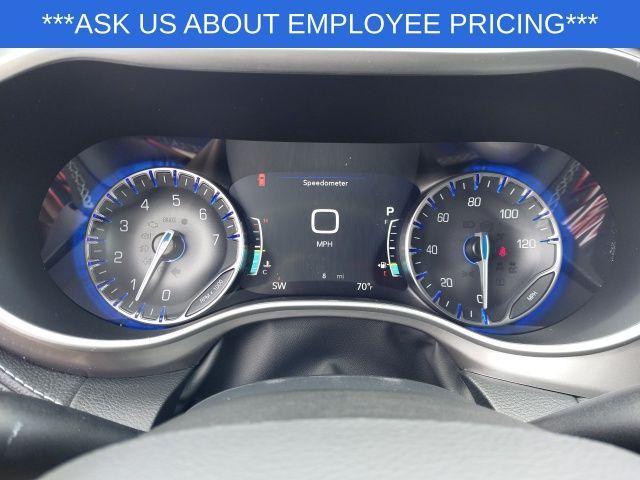 new 2025 Chrysler Pacifica car, priced at $39,445