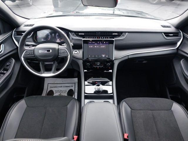 new 2025 Jeep Grand Cherokee L car, priced at $42,725