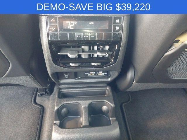 new 2025 Jeep Grand Cherokee L car, priced at $39,220