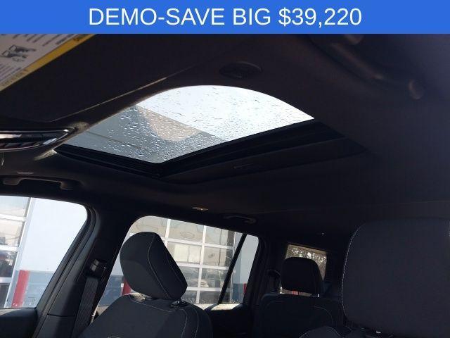 new 2025 Jeep Grand Cherokee L car, priced at $39,220