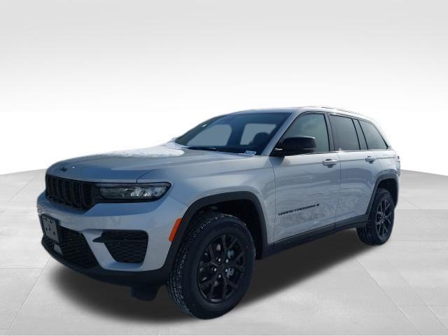 new 2025 Jeep Grand Cherokee car, priced at $39,530