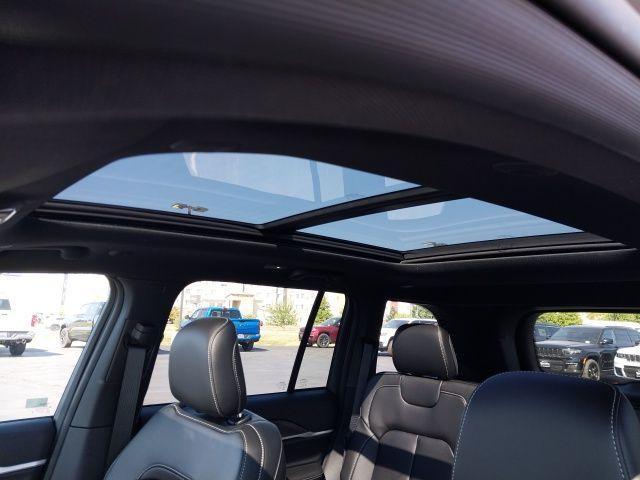 new 2025 Jeep Grand Cherokee car, priced at $43,010