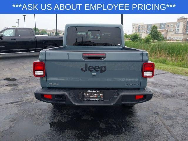 new 2025 Jeep Gladiator car, priced at $42,685