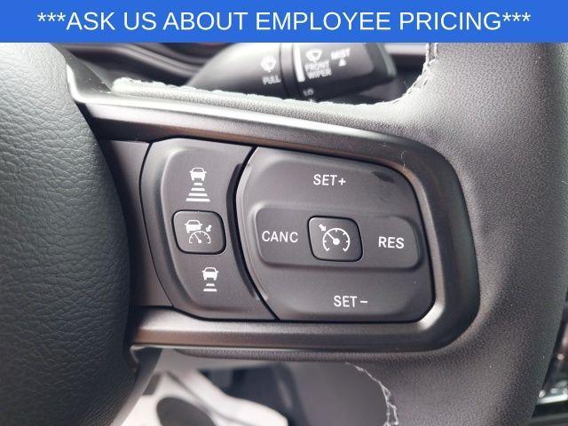 new 2025 Jeep Gladiator car, priced at $42,985