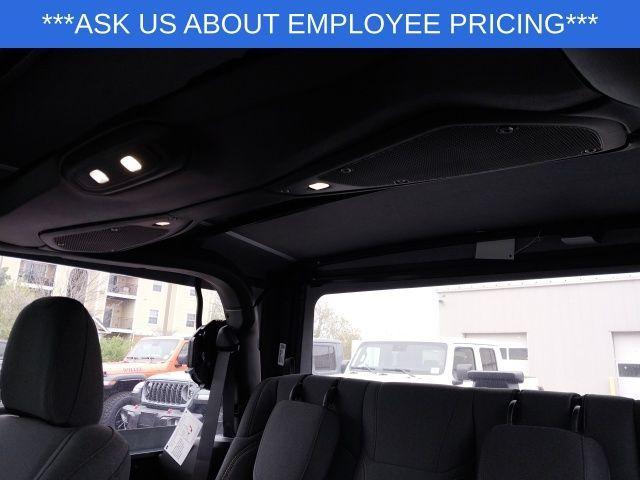 new 2025 Jeep Wrangler car, priced at $28,185