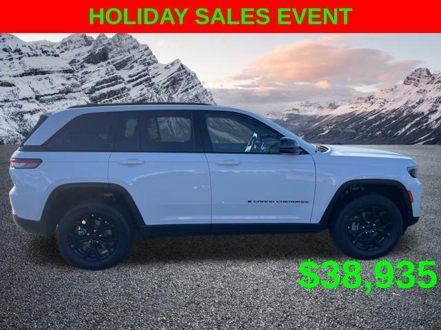 new 2025 Jeep Grand Cherokee car, priced at $38,935