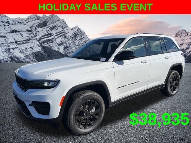 new 2025 Jeep Grand Cherokee car, priced at $38,935