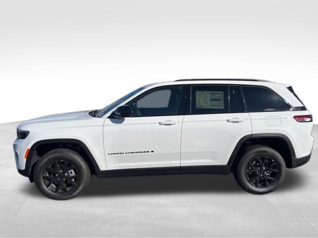 new 2025 Jeep Grand Cherokee car, priced at $38,935