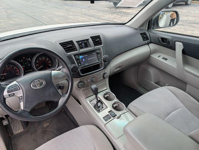 used 2013 Toyota Highlander car, priced at $6,995