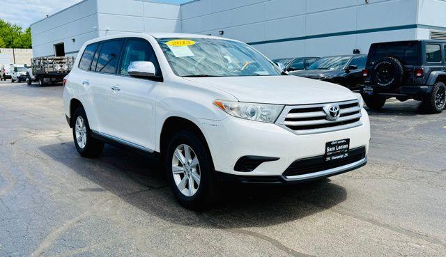 used 2013 Toyota Highlander car, priced at $6,900