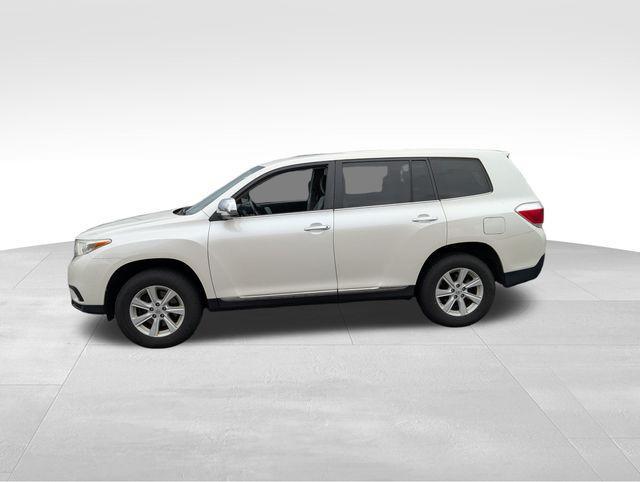 used 2013 Toyota Highlander car, priced at $6,995
