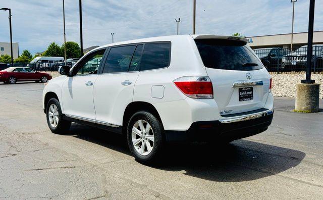 used 2013 Toyota Highlander car, priced at $6,900