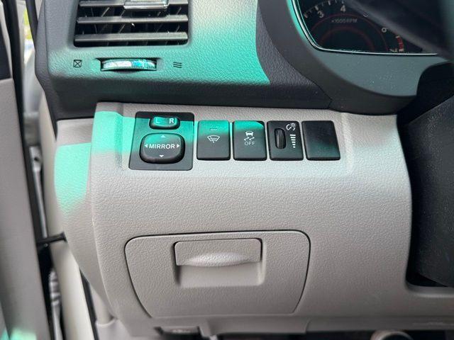 used 2013 Toyota Highlander car, priced at $6,900