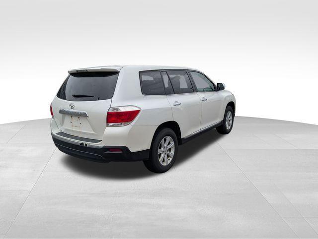 used 2013 Toyota Highlander car, priced at $6,995