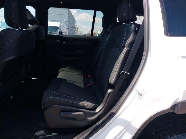 new 2025 Jeep Grand Cherokee L car, priced at $39,575