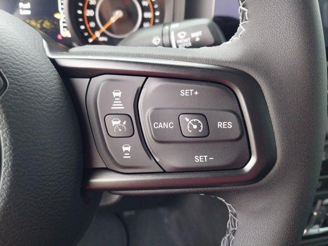 new 2025 Jeep Gladiator car, priced at $41,685