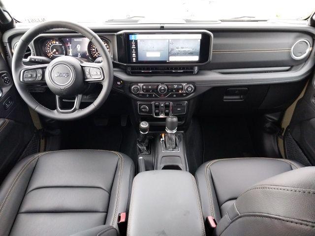 new 2025 Jeep Gladiator car, priced at $41,685