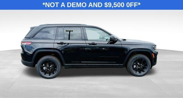 new 2025 Jeep Grand Cherokee car, priced at $37,025