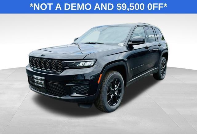 new 2025 Jeep Grand Cherokee car, priced at $37,025