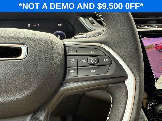 new 2025 Jeep Grand Cherokee car, priced at $37,025