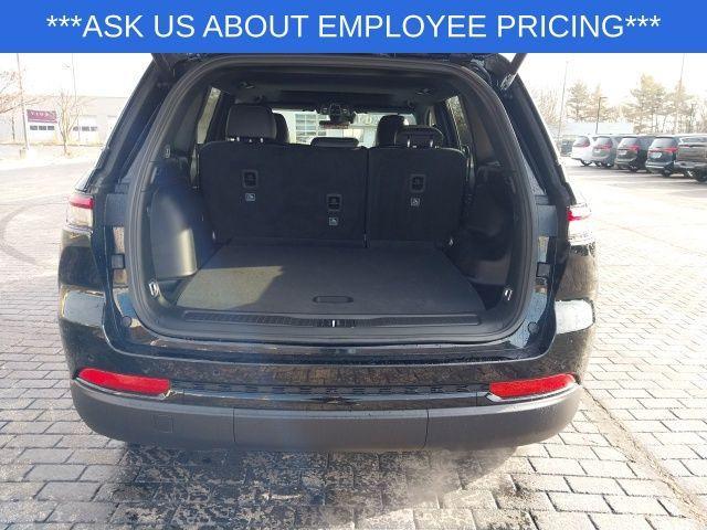 new 2025 Jeep Grand Cherokee car, priced at $39,917