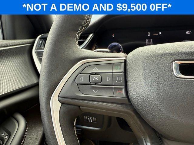 new 2025 Jeep Grand Cherokee car, priced at $37,025