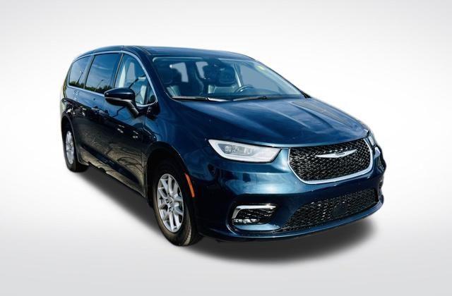 used 2023 Chrysler Pacifica car, priced at $23,490