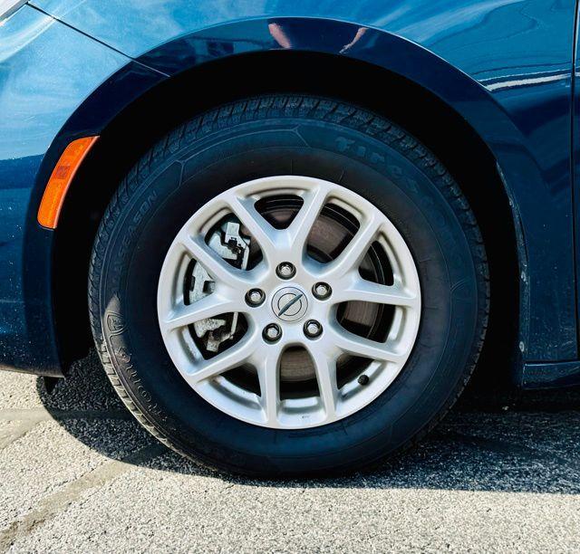 used 2023 Chrysler Pacifica car, priced at $23,490