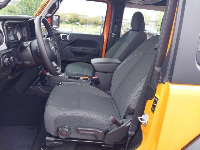 new 2025 Jeep Wrangler car, priced at $33,280