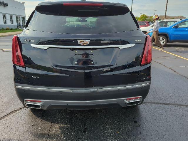 used 2021 Cadillac XT5 car, priced at $29,495