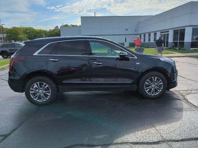 used 2021 Cadillac XT5 car, priced at $29,495