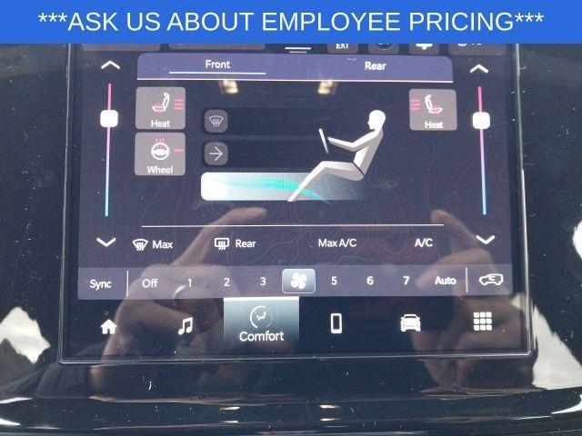 new 2025 Jeep Grand Cherokee L car, priced at $39,220