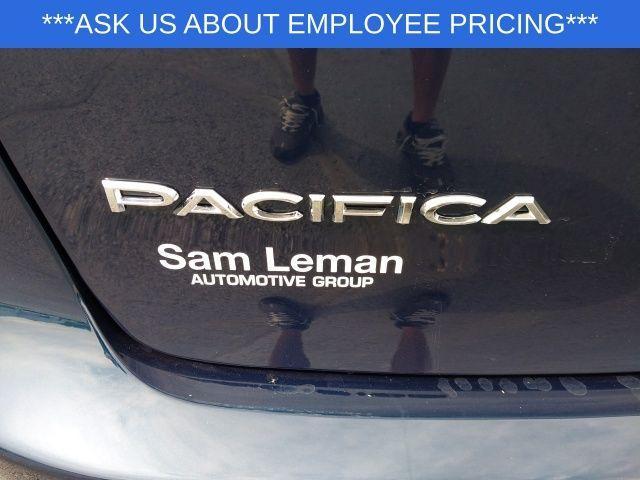 new 2025 Chrysler Pacifica car, priced at $39,940