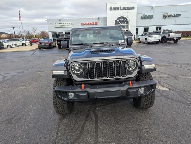 new 2024 Jeep Gladiator car, priced at $57,655