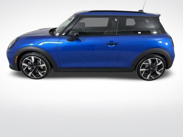 used 2025 MINI Hardtop car, priced at $29,995
