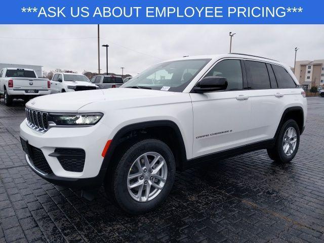 new 2025 Jeep Grand Cherokee car, priced at $39,875